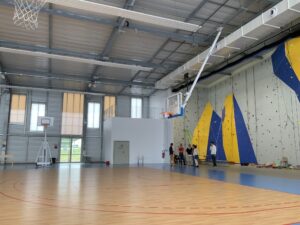 Salle Basket, salle Escalade et vestiaires de football <BR> Cestas (33)