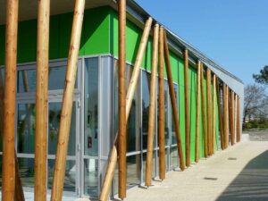 Lire la suite à propos de l’article SALLE POLYVALENTE – ARES (33)