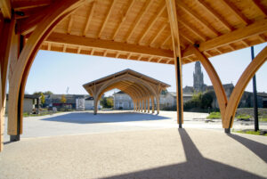 Lire la suite à propos de l’article HALLE COUVERTE & KIOSQUE – LE BARP (33)